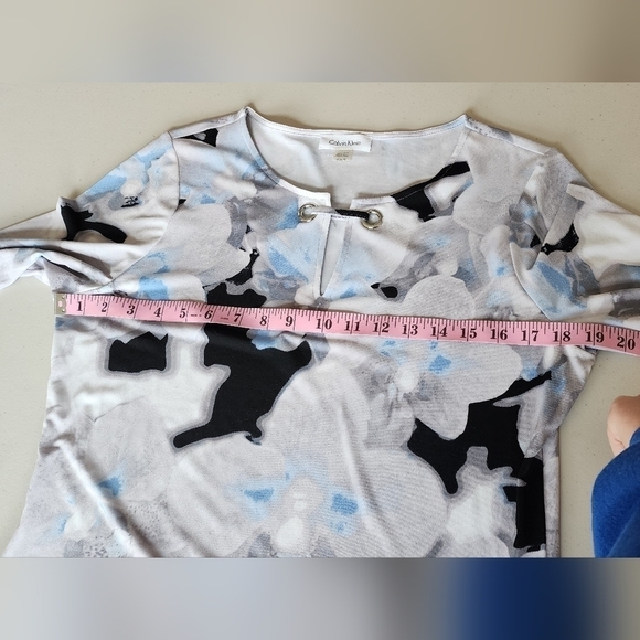 Calvin Klein Women's Multi-Color Floral Long Sleeve Blouse Size M. - Picture 2 of 7